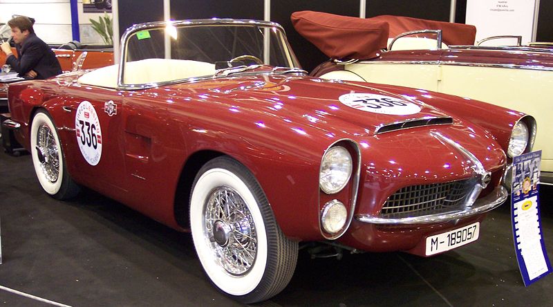 800px-Pegaso_Z-102_Cabriolet_1955_red_vr_TCE.jpg